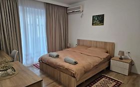 Alan Apartments 4 Myslym Shyri Tirana